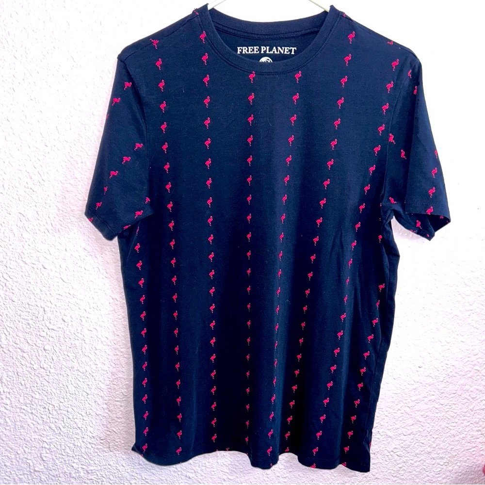 Free Planet Men’s Small Blue Flamingo Tee Shirt